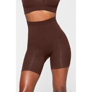 Skims Everyday Sculpt Mid Thigh Shorts